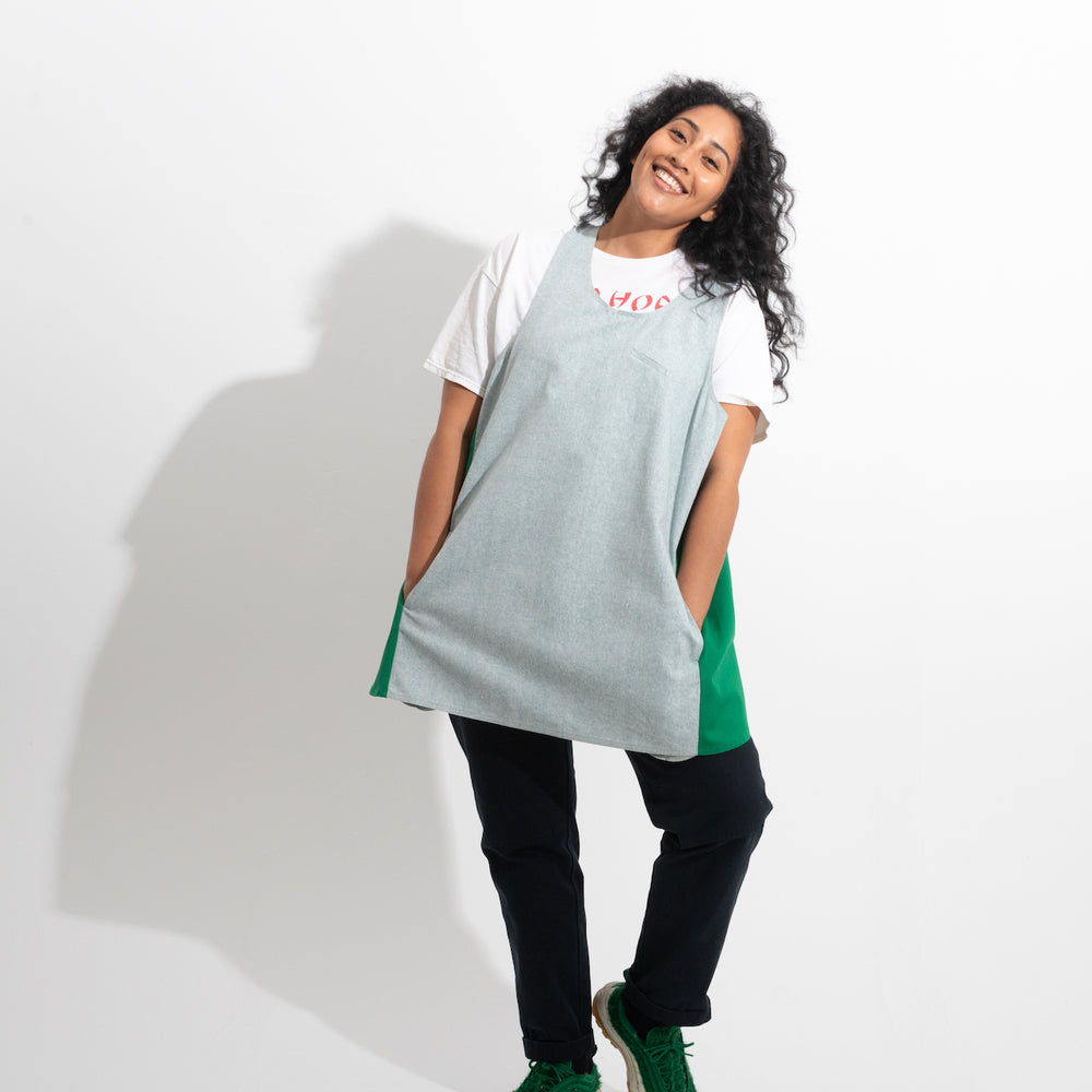 smock apron