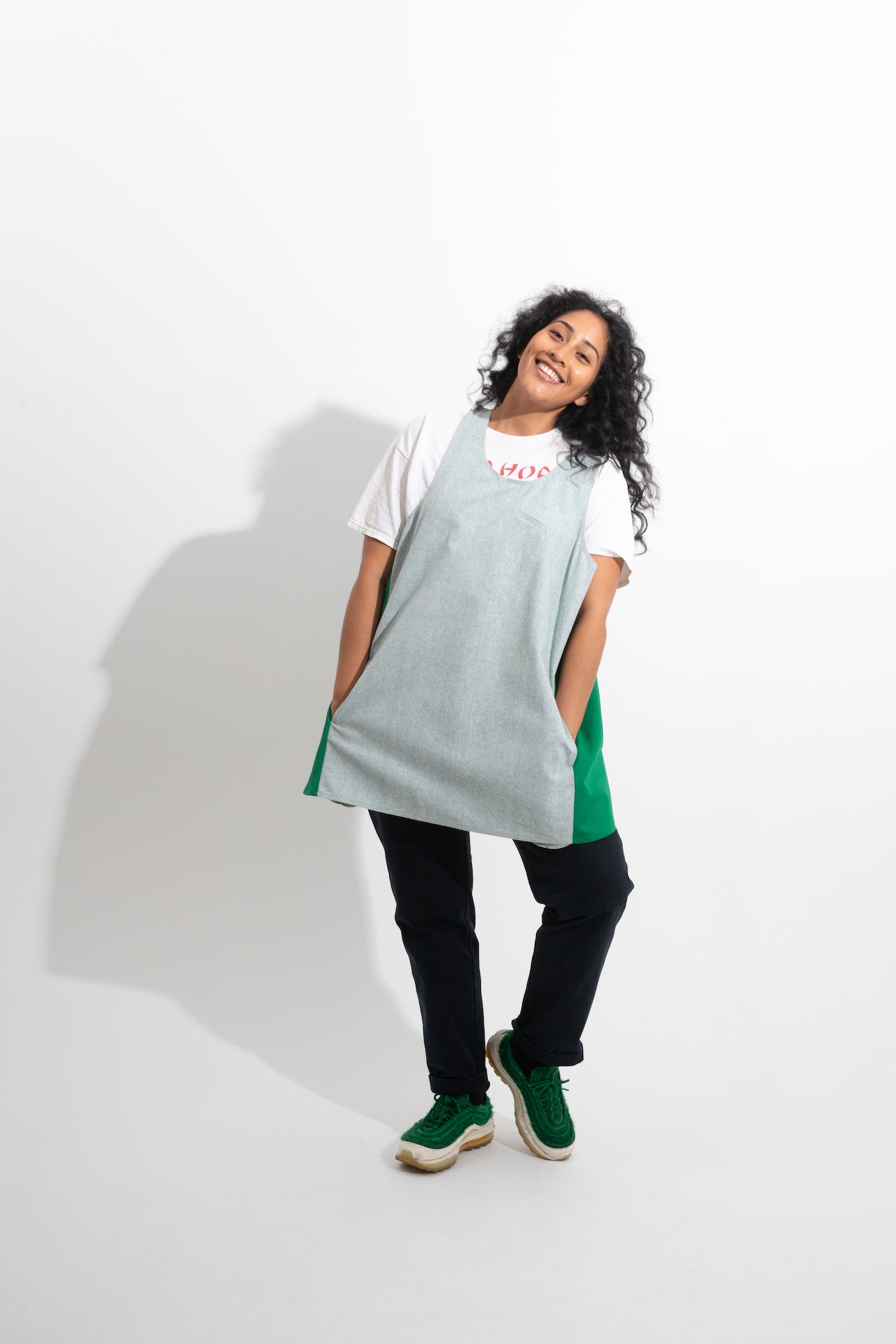 smock apron